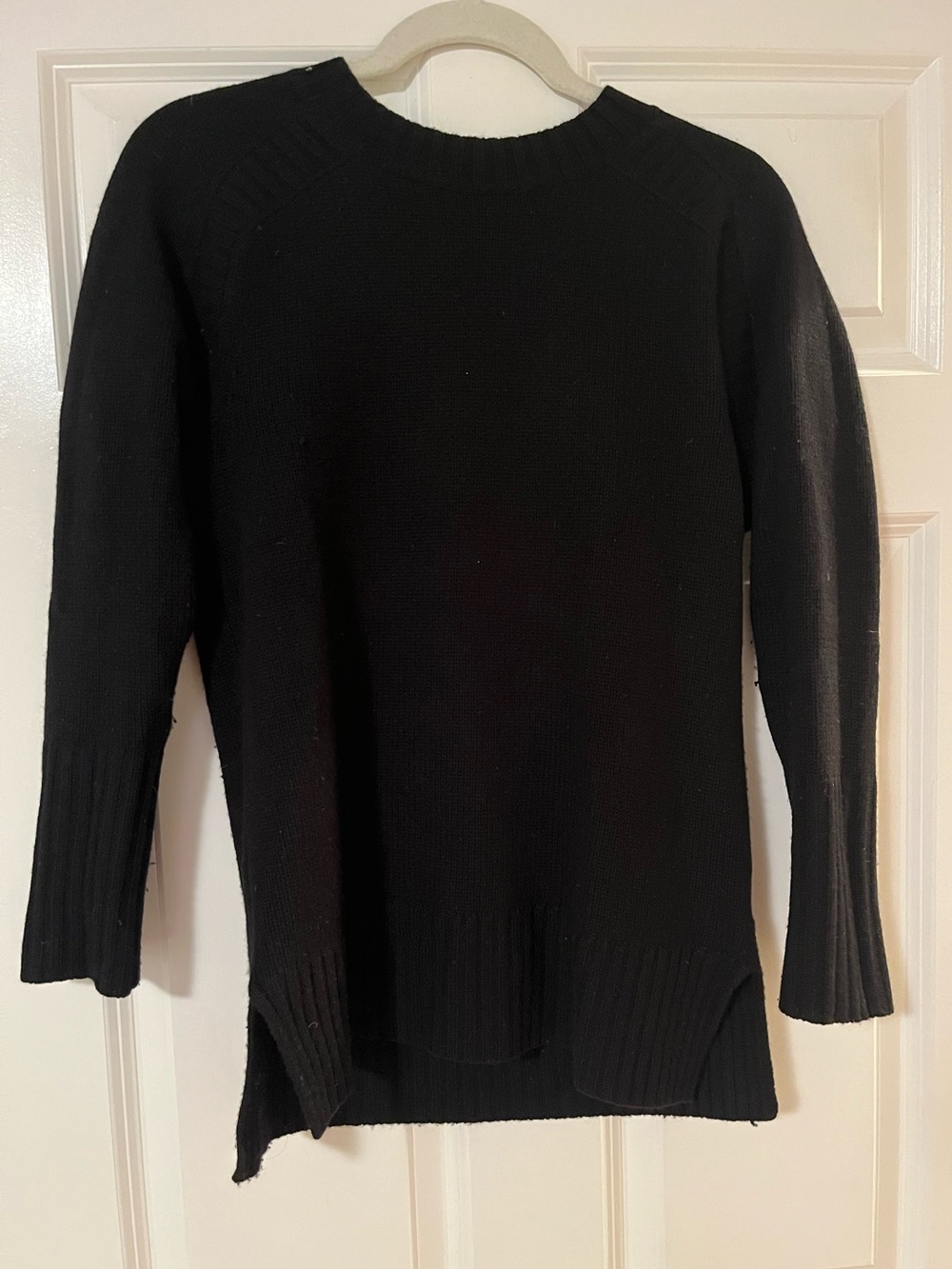 J. Crew Black Crewneck Sweater 100% cashmere with raglan stitching sz XS